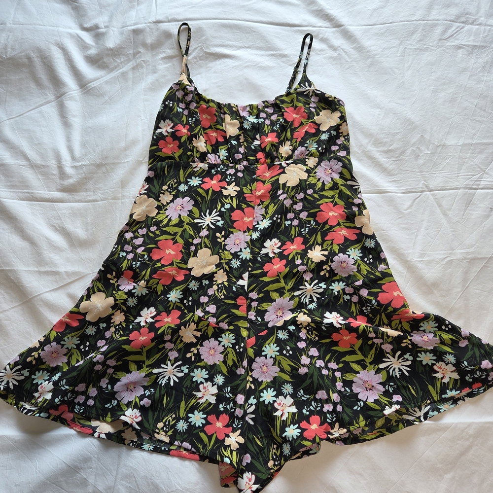 Floral Spaghetti Strap Romper - Picture 4 of 13